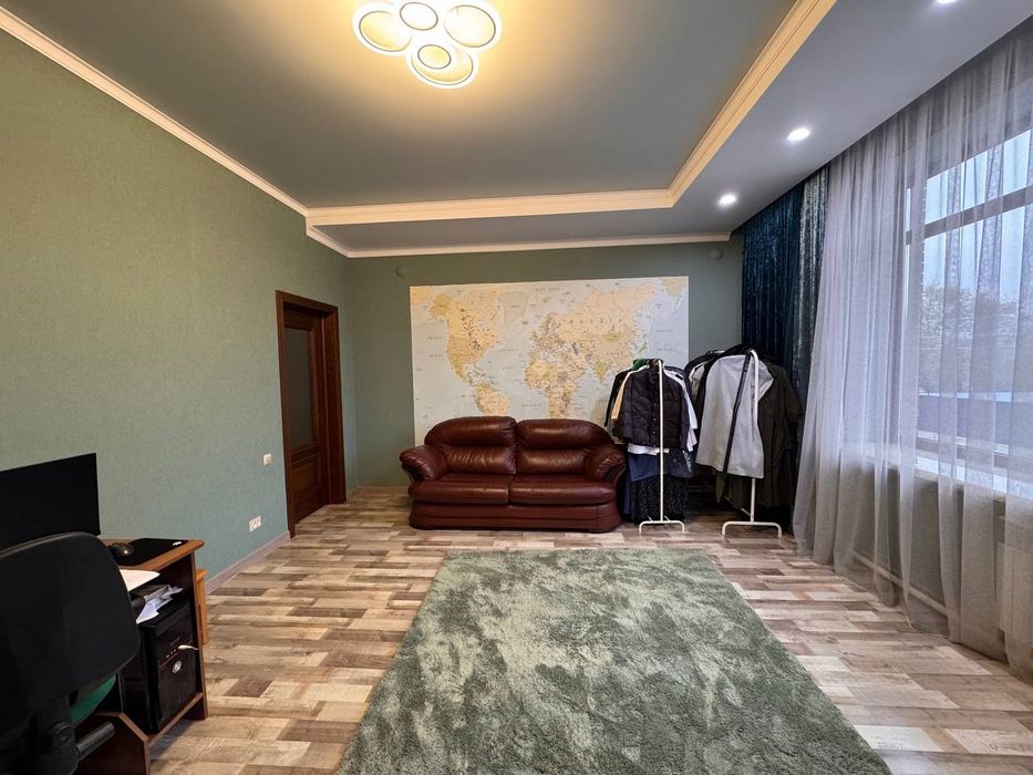 Продам коттедж в центре кшт