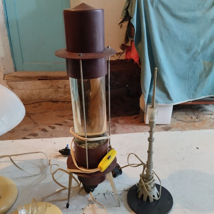 Светильники и стабилизатор