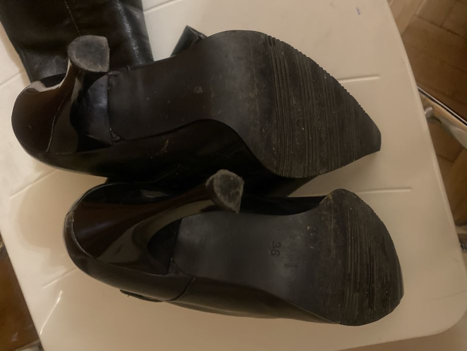 Продавам ботуши, висок ток, черни, 36 номер,