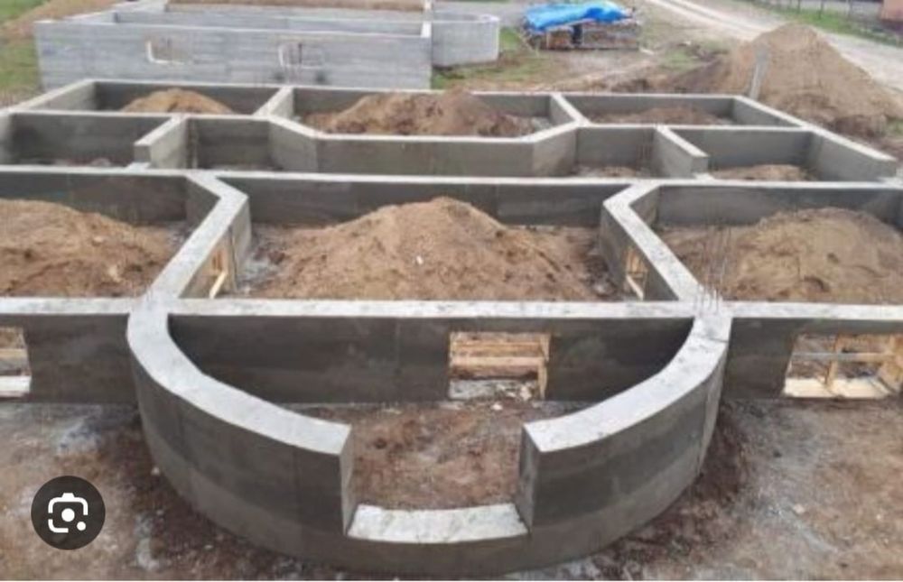 Заливаем фундамент со свеи апалубкои