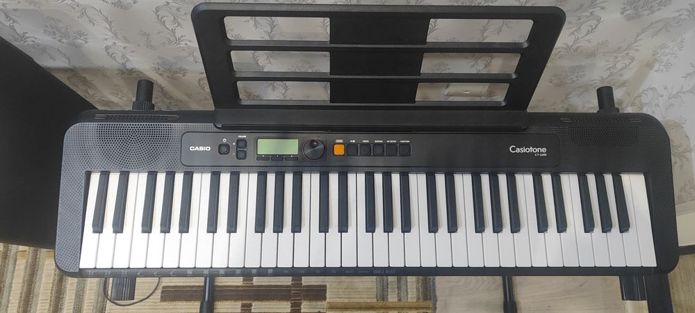 Синтезатор Casio