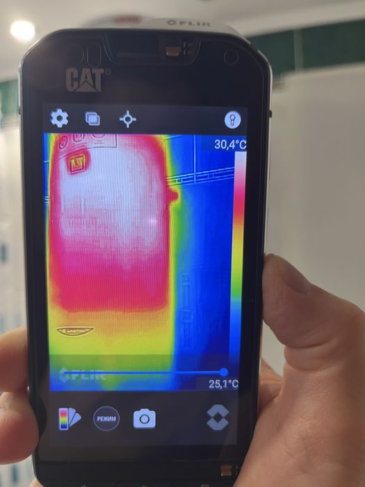 Телефон с тепловизором CATS60