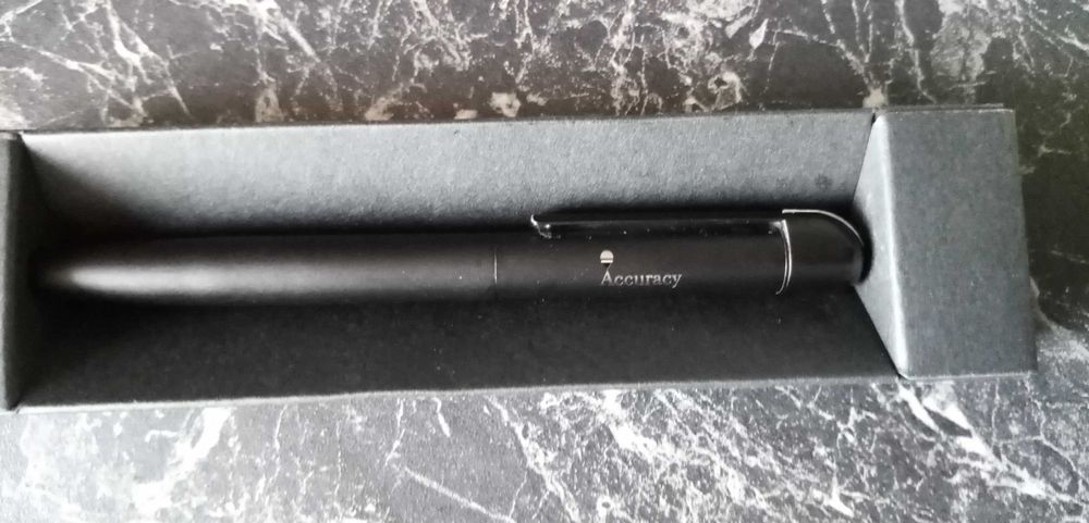 Pix metalic Accuracy nou