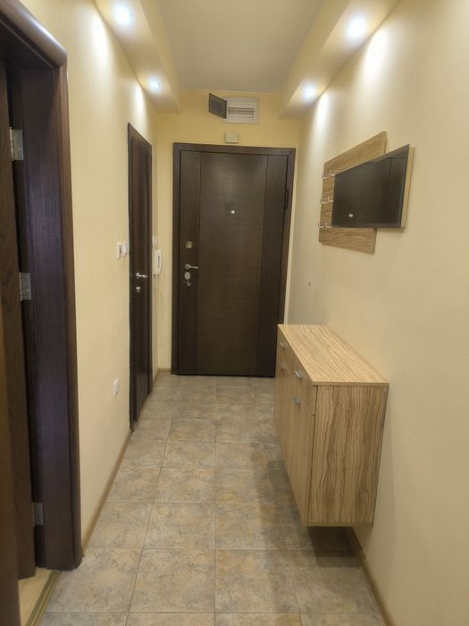 Двустаен апартамент в близост до Борисовата градинка и Младежки дом в