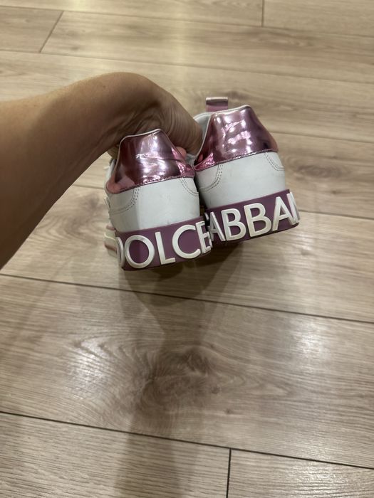 Продаю кроссовки Dolce Gabbana