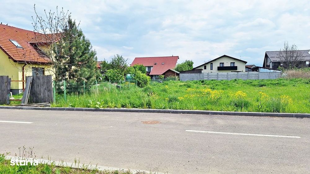 Sanpetru, teren intre case noi 685mp cu AC, utilitati, 72500 euro