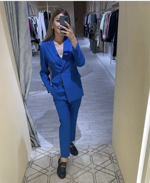 Одежда на продажу