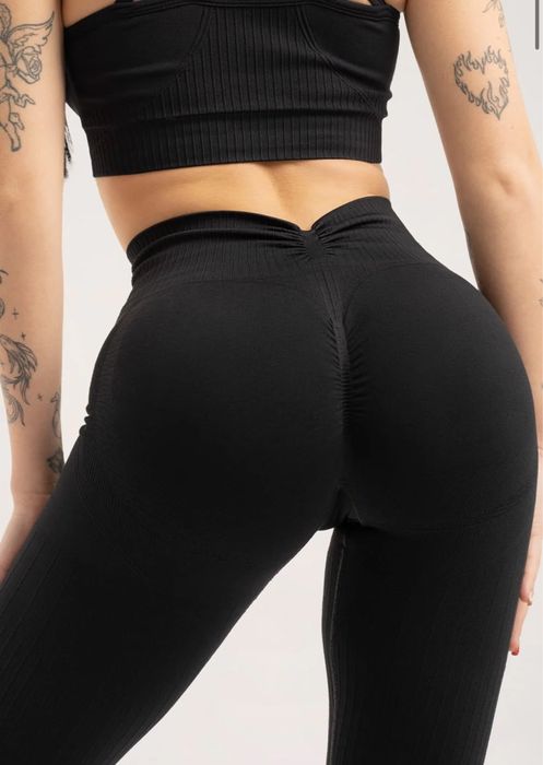 НОВ Gym glamour клин push up