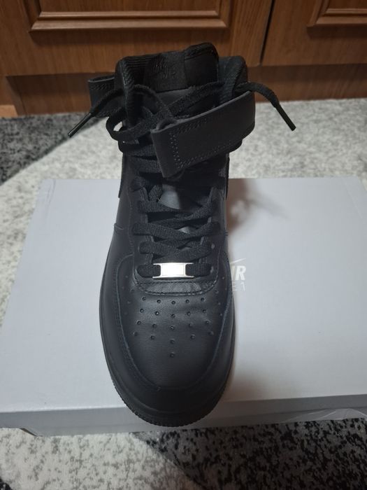 Nike Air Force 1 Mid Black