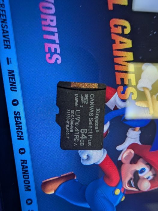 Consola R36s cu foarte multe jocuri retro