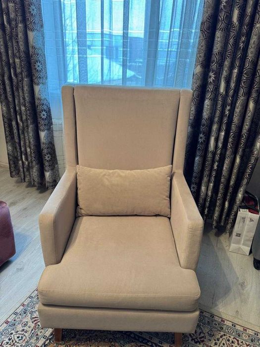 Продам раскладной диван в отличном состоянии.