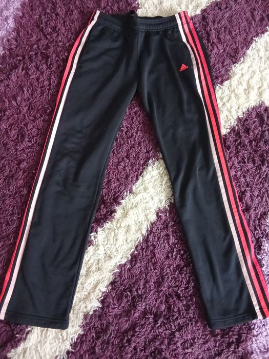 Pantaloni damă originali Adidas.