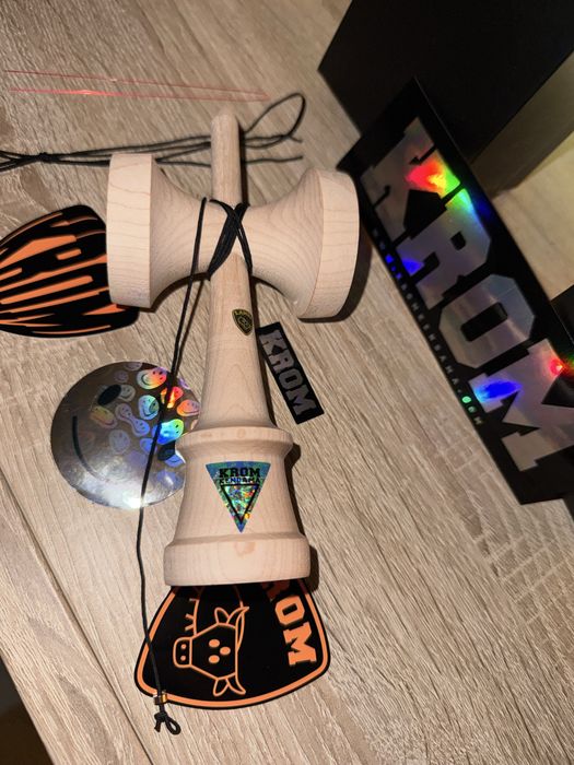 Ken Lambo shape KROM maple