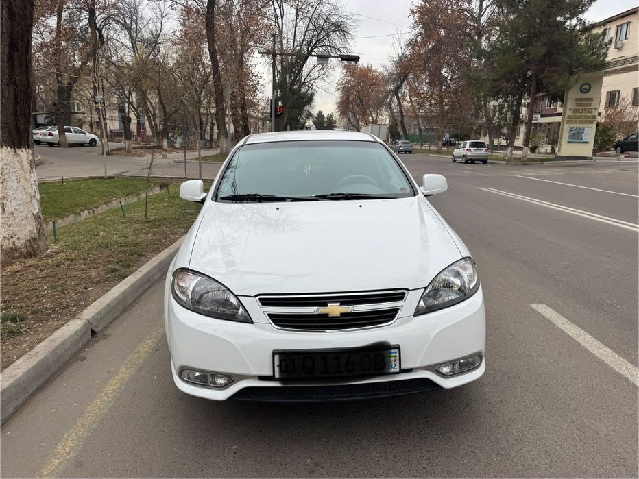 Lasetti Gentra yangi