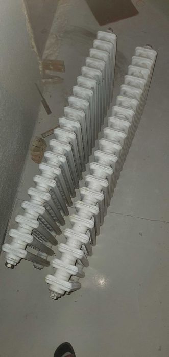 Чугунен(и) радиатор(и)