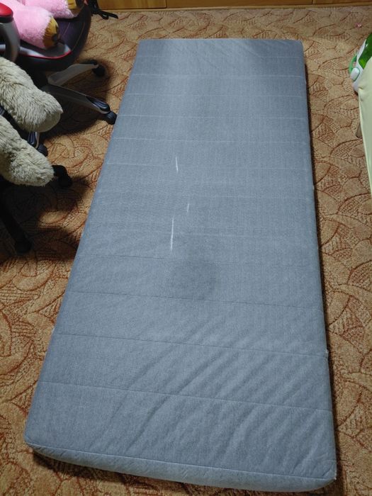 Vând pat suprapus 90×200 cm