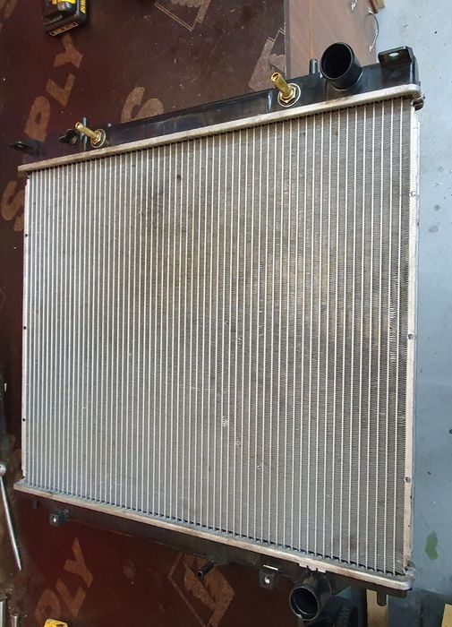 Продам радиатор митсубиси делика 6g72