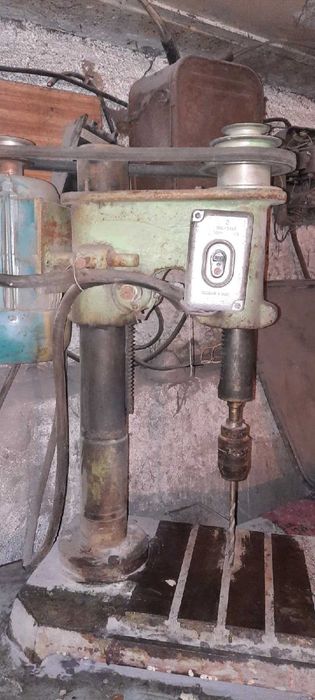 Сверлильный станок