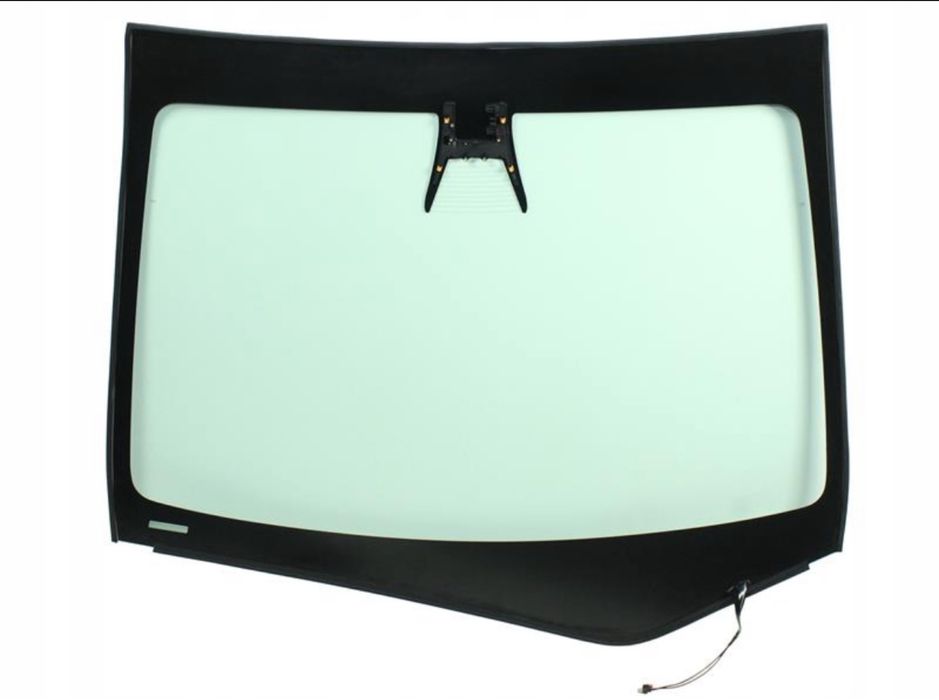 Предно стъкло Tesla Model Y 2020+