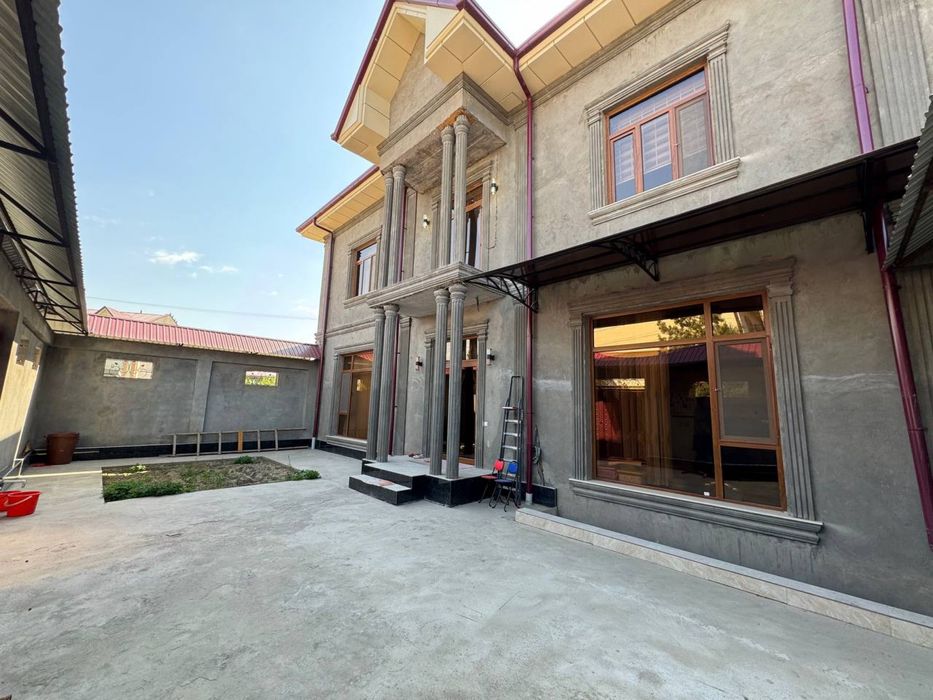 Авторский дом в Юнусабаде с подвалом и тёплым полом 6-комнат