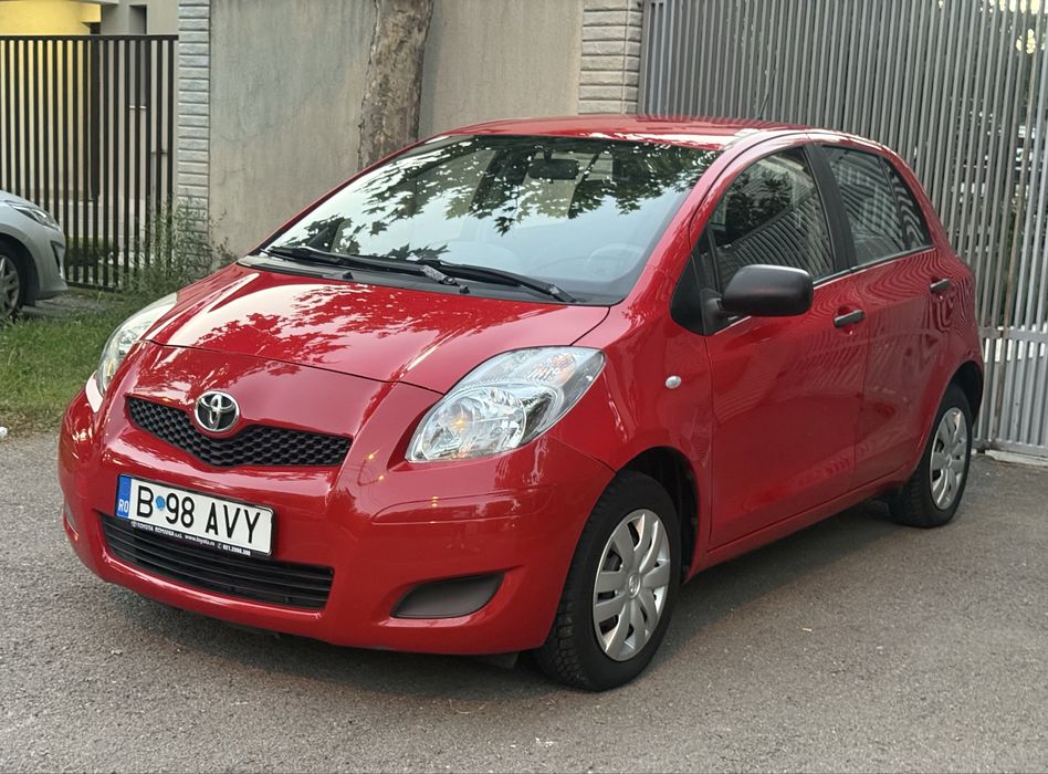 Toyota Yaris 998 VVT-i  76.000 km Proprietar