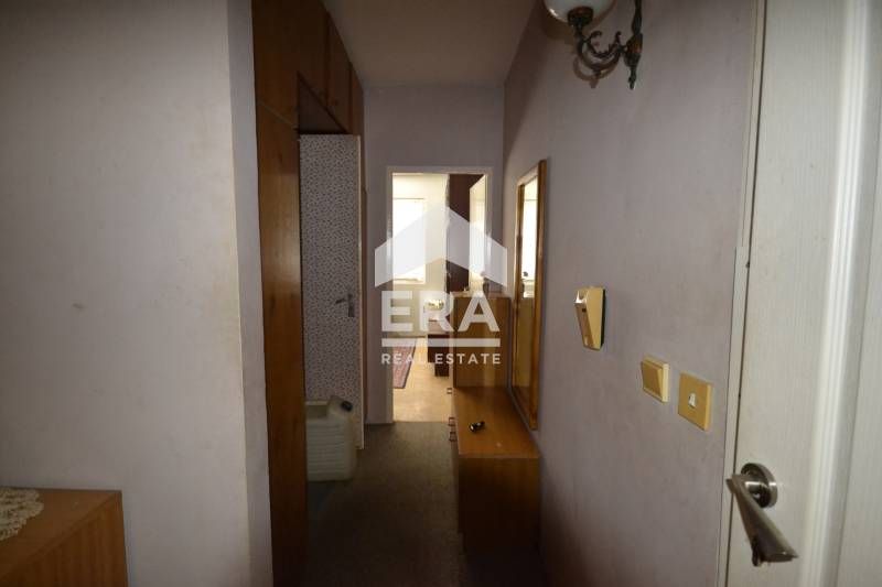 Продава се Тристаен апартамент в Хасково, Възраждане - 81 кв.м за 926 €/кв.м - Снимка #10