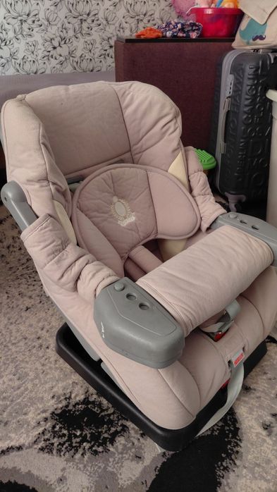 Продам автокресло