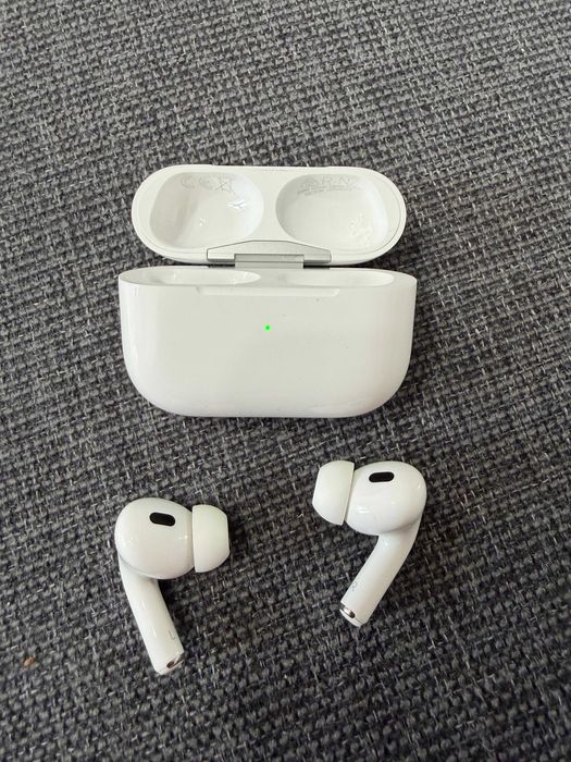 Vând căști Apple AirPods PRO 2
