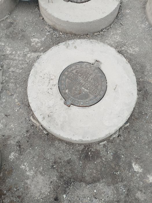 Канализационные колодцы с крышкой