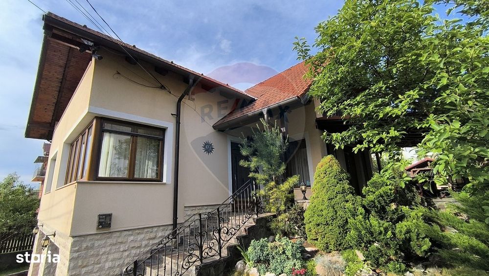 Casă de vanzare