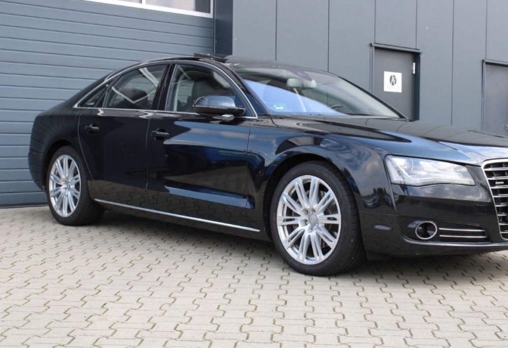 Dezmembrez Audi A8 D4 3.0 CDT 256 led camera portiera