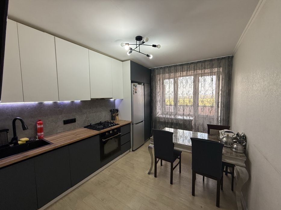 Продам 3 х ком кв