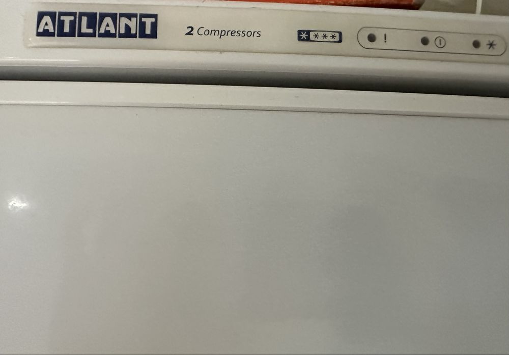 Продам холодильник Алтант