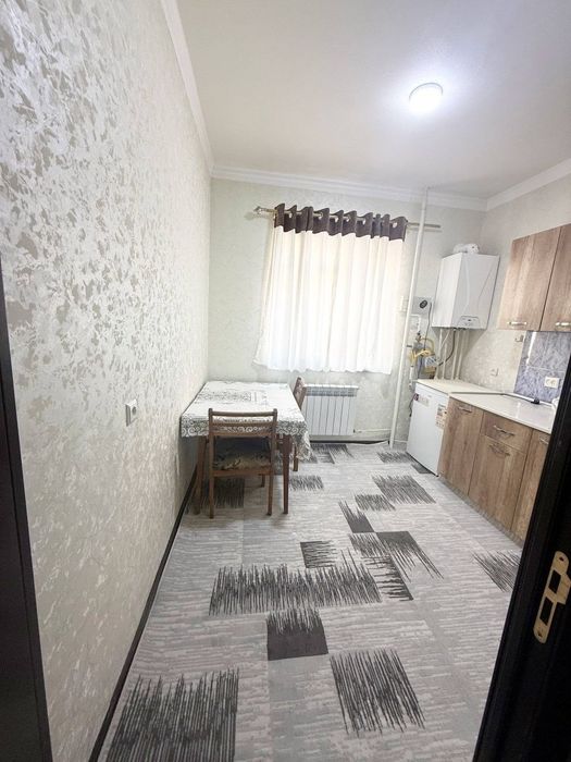 Шота Руставели кўчасида 2 хонали квартира ижарага берилади