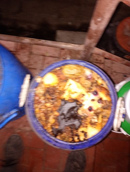 Помой для свиньи и паросят