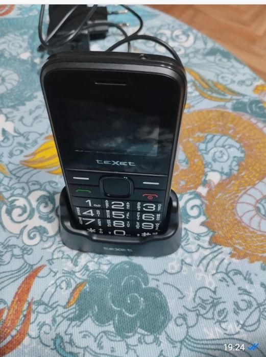 Мобильный телефон