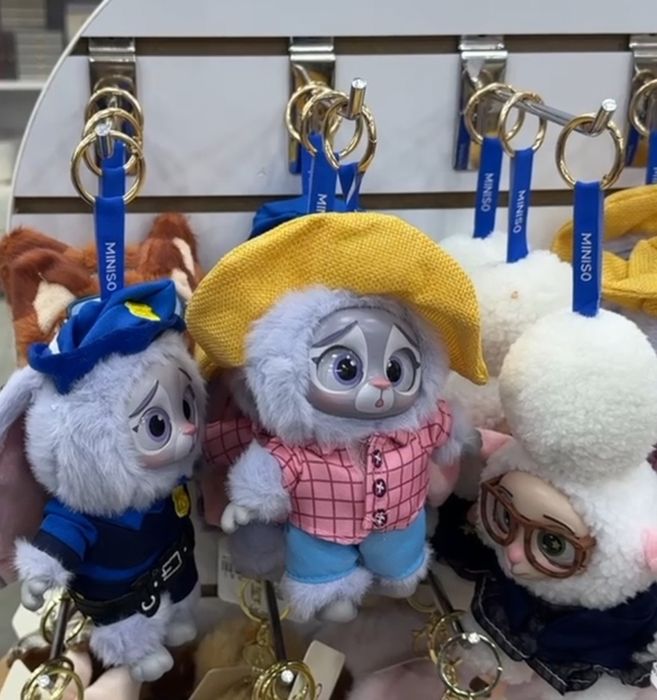 Zootopia оригинал от Miniso зверополис 100 оргинал