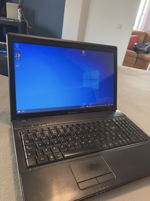 Leptop lenovo G560