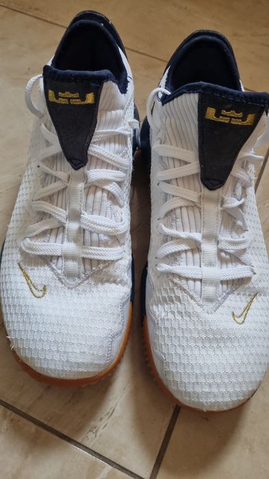 Adidasi NIKE cu pernițe de aer