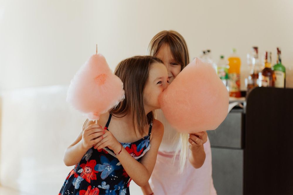 Animatoare copii Minnie&Mickey Mouse Jocuri Baloane Pictură pe fata