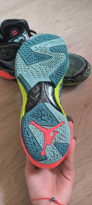 Nike Air Jordan XXXVII Satou