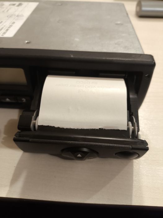 Цифров тахограф Siemens VDO 1381 Mercedes-Benz версия 1.0 на 12 волта