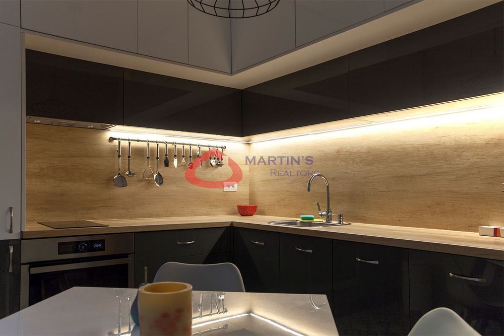 Продава се Тристаен апартамент в София, Илинден - 75 кв.м за 2800 €/кв.м - Снимка #5