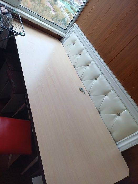 Стол ,орындық сатылады