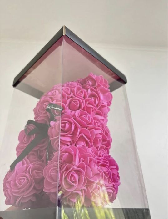 Ursuleț din Trandafiri Roz/Teddy Bear Made of Eternal Roses
