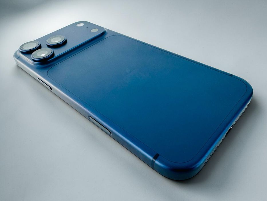НОВ! Apple iPhone 17 Pro Max 256GB Blue 5 Заряда! Гаранция!