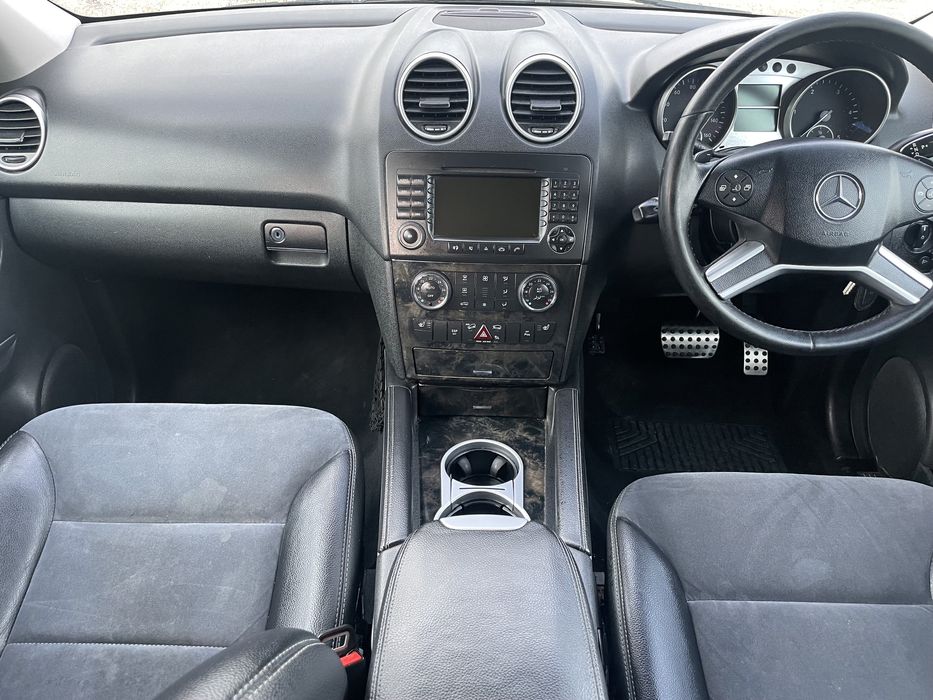 На ЧАСТИ FACE Mercedes-Benz Ml 320 CDI W164 2009г  harman/kardon Ел Ба