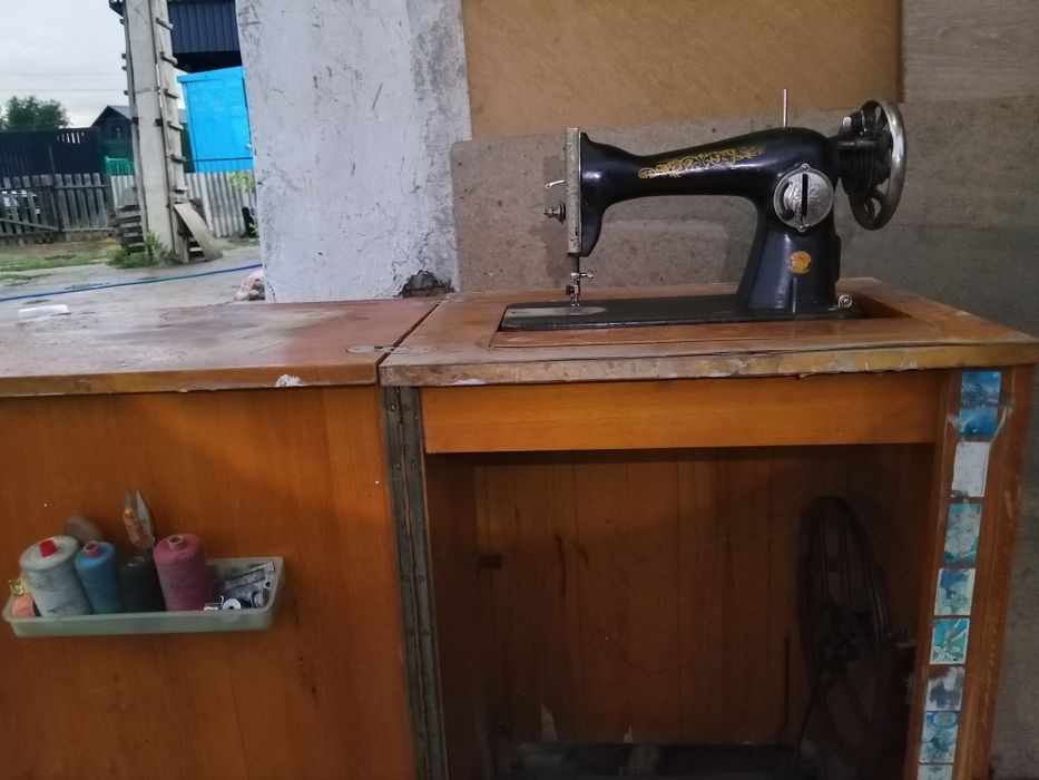 Продам швейные машинки