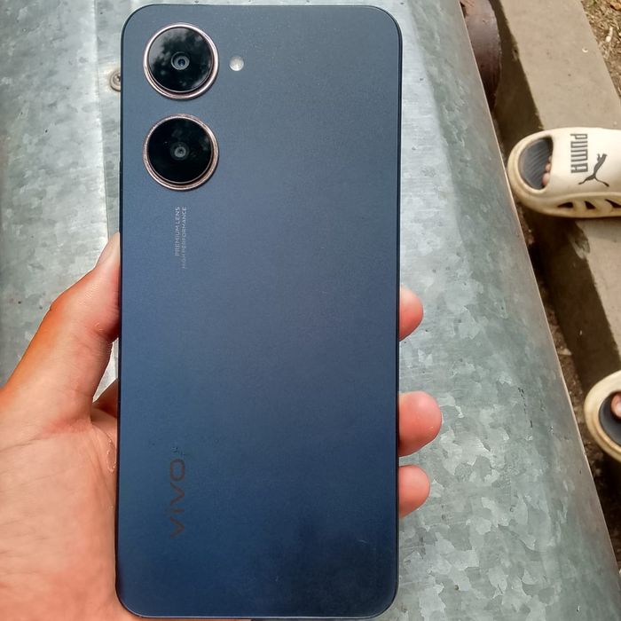 Vivo Y03 Хороший игровой