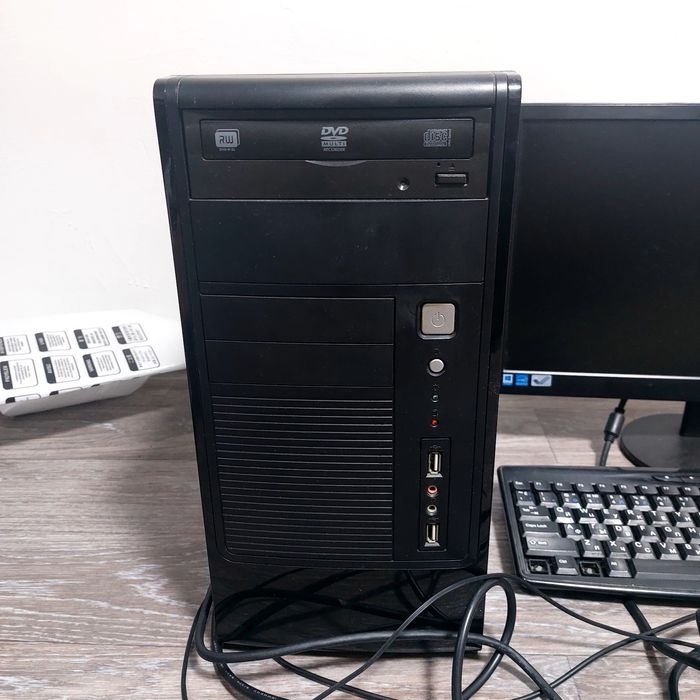 Продаю Компьютер для роботы и учёбу